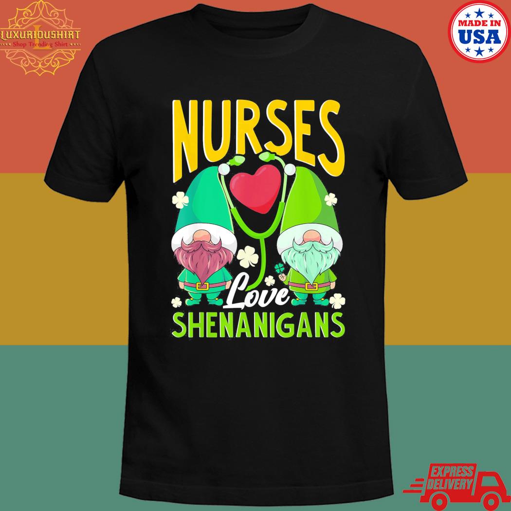 Gnome st patricks day nurses love shenanigans T-shirt