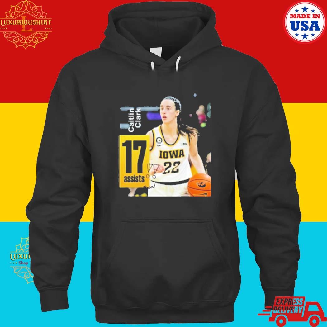 Official iowa Hawkeyes Caitlin Clark 17 Assists In The Big Ten Womens Basketball Tournament T-s hoodie