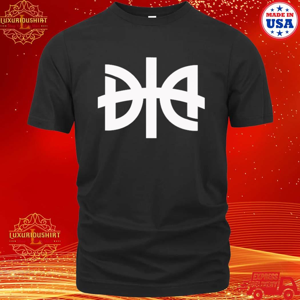 Official Deandre Ayton Wearing DA Shirt