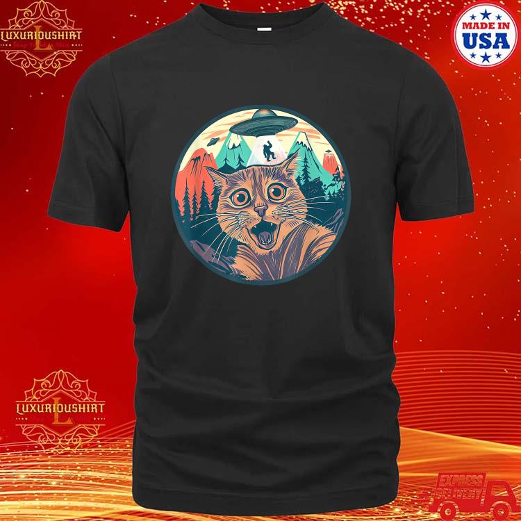 Official Alien Cat Vintage UFO T-shirt