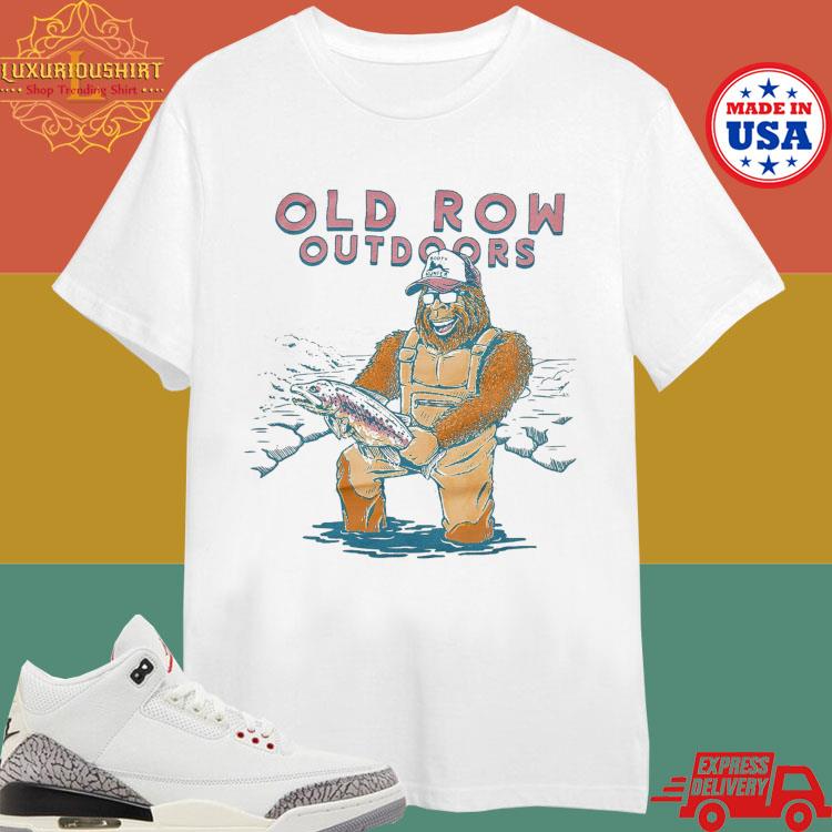 Official Bigfoot Catching Fish Old Row Outdoors Average Fisherman Master Baiter T-shirt