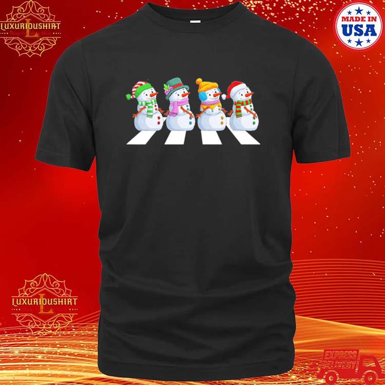Official funny Snowman Crossing Road Crosswalk Snowmies Christmas Kid T-shirt